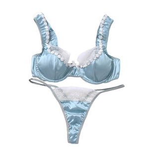 เซ็ตชุดชั้นในเซ็กซี่คุณภาพสูงสำหรับผู้หญิงชุดชั้นในเซ็กซี่ชุดลูกไม้สามจุดแบบบริสุทธิ์ - Product Image 1