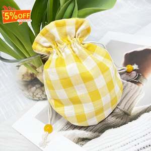 Petit sac en toile de coton avec cordon de serrage, fonctionnalité recyclable et logo à carreaux pour le rangement et les cadeaux - Product Image 1