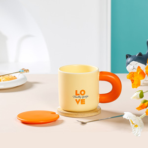 Mug en céramique nordique créatif à poignée épaisse, style Macron, avec contraste de couleurs simple, pour couple - Product Image 3