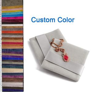 Nouveauté 2026 : Pochette à bijoux personnalisée avec logo, pochette enveloppe en suède pour boucles d'oreilles avec insert rembourré - Product Image 3