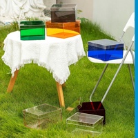 Boîte de présentation rose/bleue/rouge en PS de 3 mm d'épaisseur, boîte de rangement transparente en gros avec couvercle, boîte anti-poussière recyclable et personnalisable pour cadeaux et bougies