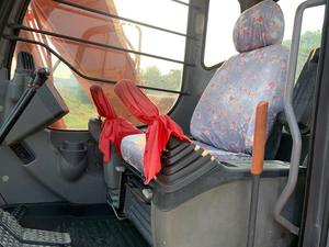 Excavadora Usada Hitachi ZX130-6 Modelo 2022, Motor Confiable, Construcción Duradera, Cabina Cómoda, 13 Toneladas, 75 kW de Potencia para Construcción de Carreteras - Product Image 5