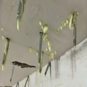 Espuma de Poliuretano (PU) Oleosa de Excelente Adhesión para Impermeabilización y Resistencia Química en Aplicaciones de Fugas en Grietas - Product Image 6