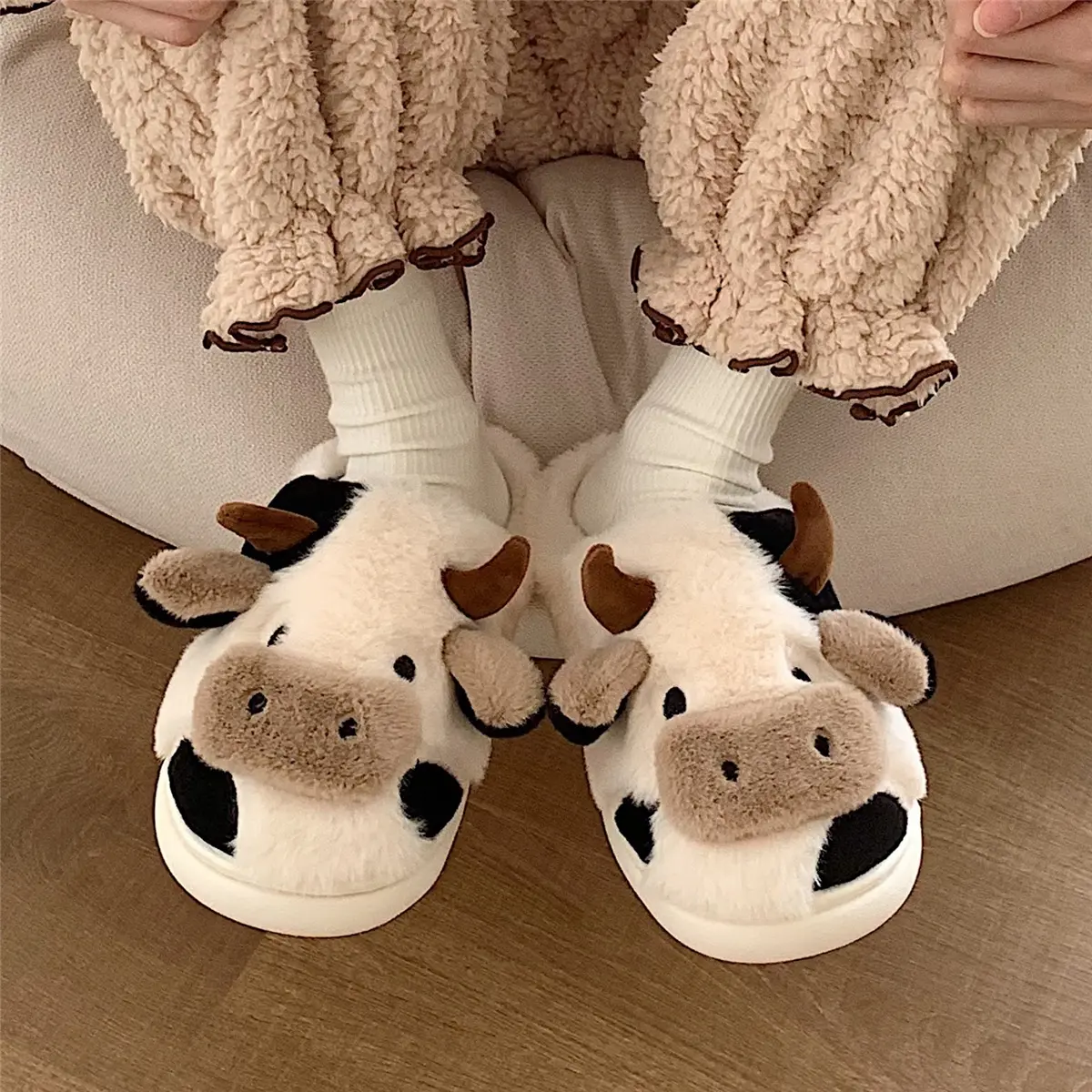 Fashion Indoor Winter Warm Plush Shoes Cute Cow Thickened Non-slip Cotton Slippers
