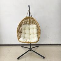 Moderne Simple Pliable PE Rotin Oeuf Chaise Balcon Suspendu Chaise De Jardin Patio Balançoire avec Support En Métal Mobilier D'extérieur