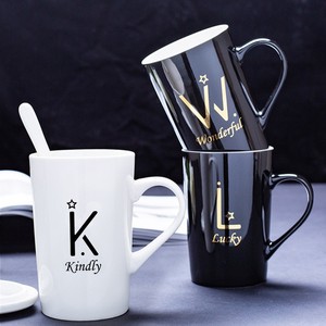 Taza de cerámica con logo, blanca, esmaltada, grabada, para café o té, con tapa y cuchara, para regalo de pareja, artículos para el hogar. - Product Image 2