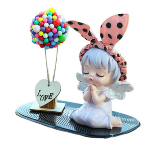 Linda Figura de Ángel de Dibujos Animados para Decoración de Coche, de Resina, con Globo y Letrero de Amor, Adorno para el Tablero, para Mujeres - Product Image 5