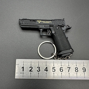 7.5cm mini Kim Loại súng Keychain ejecting đạn Viper <span class=keywords><strong>Pistol</strong></span> Súng đồ chơi kim loại an toàn đồ chơi bé trai Quà Tặng tháo gỡ khẩu súng lục - Product Image 1