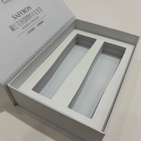Caja de Embalaje de Cartón Rígido de Lujo, Caja de Regalo Estilo Libro con Logotipo Personalizado e Inserto de Espuma para Set de Cuidado de la Piel con Azafrán