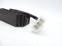 15531-64603 RP201-53710 19267-64600 Régulateur de tension redresseur compatible avec tracteur Yanmar YM180 YM220