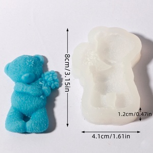 Molde de Silicona para Velas con Diseño de Oso Abrazando una Flor TangChu - Kit para Hacer Velas 3D con Oso Sosteniendo un Ramo, para Regalos Románticos - Product Image 6