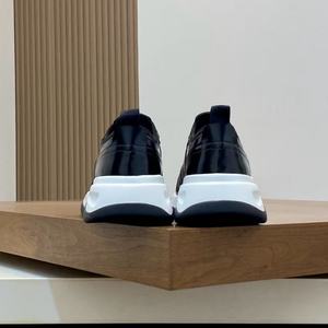 With lacing design, breathable, genuine <b>leather</b> material, thick sole, retro style, fashionable and casual sports <b>shoes</b> - Product Image 6