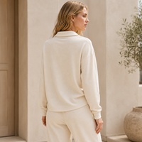 Ensemble décontracté deux pièces pour femme OEM : Pull à col en V double aiguille motif gaufré et pantalon large à cordon élastique