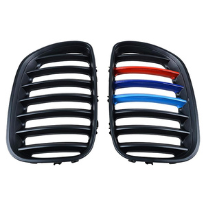 Grilles de calandre avant noires mates côté gauche et droit, couleur M, compatibles avec BMW E53 X5 4 portes SUV Sport Utility 2004 2005 2006 - Product Image 3