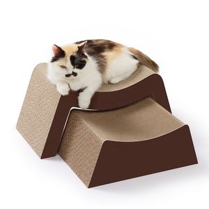 Cama e Arranhador Moderno 2 em 1 Ecológico Zhizao KC15-Z1 para Gatos com Embalagem de Papelão Certificada BSCI - Product Image 1