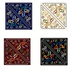 Sciarpa triangolare multifunzionale 135x60 cm con motivo a fibbia colorata per uso esterno - Product Image 2