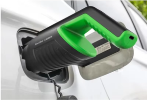 SmartSafe FC01 Pistola de Prueba para Paquetes de Baterías de Vehículos de Nueva Energía - Inspección Rápida y Lectura de Datos a Través del Puerto de Carga Rápida - Product Image 4