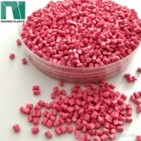 Neosen certifié ISO9001, granulés de masterbatch rouge PP/PE à haute résistance aux chocs, petits granulés, 25 kg/sac, pour moulage par injection plastique médical
