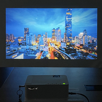 Mini projecteur intelligent de projecteur de cinéma à domicile portable 1080P de vente chaude avec des fonctionnalités multimédia 4K