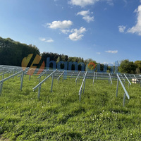 Station d'énergie solaire photovoltaïque au sol, testée SGS, avec revêtement multiple Zn-Al-Mg pour projets au sol