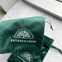 Sacs d'emballage de maquillage cosmétiques en velours recyclables personnalisés pochettes sac de vêtements de luxe à cordon