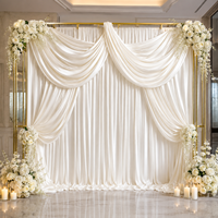 Tissu en satin de soie glacée en gros pour rideau de fond de scène de mariage, finition soyeuse pour décoration de cérémonie de fiançailles et de mariage, draperies de fond de scène