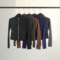 Veste de sport personnalisée avec logo pour femme, vêtements de fitness, yoga, haut court à manches longues avec trous pour les pouces, col haut, vêtements de sport actifs