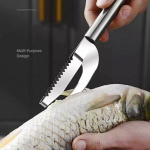 1 pièce Grattoir à écailles de poisson 3-en-1 en acier inoxydable, écologique, pour la maison, les restaurants, la cuisine, le camping et le barbecue, design simple, en métal - Product Image 5