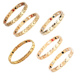 Pulseras Magnéticas de Energía Cuántica con <span class=keywords><strong>Iones</strong></span> <span class=keywords><strong>Negativos</strong></span> FIR de Germanio, Color Dorado Personalizado, <span class=keywords><strong>para</strong></span> Terapia Escalar y Bienestar Bioenergético - Product Image 1
