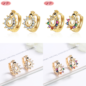 Stijlvolle Sieraden Groothandel Kroon Vorm Koreaanse Stijl Cirkel <span class=keywords><strong>Ring</strong></span> Piercing Oorbellen Huggie Kleine Hoepel Oorbellen Voor Vrouwen