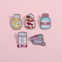 Broches en forme de flacon de médicament de dessin animé, mignonnes, personnalisées, pour veste, chapeau, revers, vêtements, bijoux de médecin, infirmière, cadeau, badge d'hôpital, métal, vente en gros
