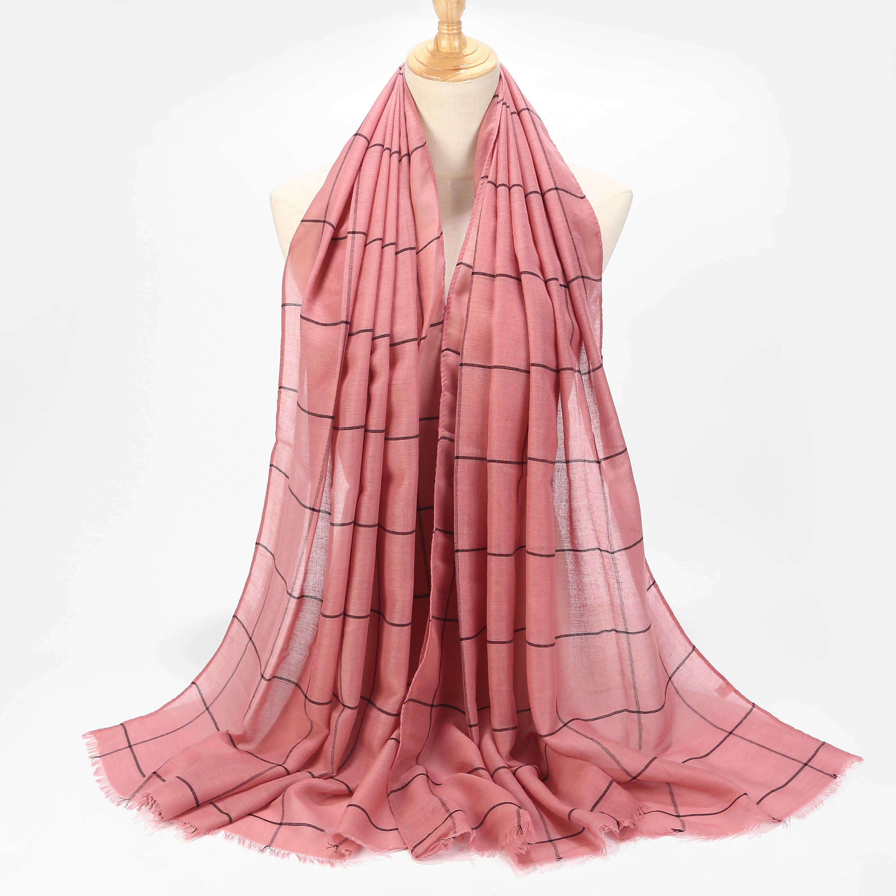 High Quality Linen Check Striped Hijab Scarves New Ethnic Checkered Viscose  Scarf for Muslim Women Best Selling Custom Logo