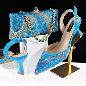 <span class=keywords><strong>Scarpe</strong></span> in oro glamour con borsa in cristallo Set <span class=keywords><strong>scarpe</strong></span> da sposa abbinate scintillante pochette di lusso tacco alto - Product Image 4