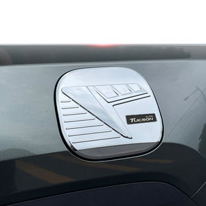 Cubierta de fibra de carbono para tanque de combustible de coche, embellecedor de tapa para Hyundai <span class=keywords><strong>Tucson</strong></span> nx4 2021 <span class=keywords><strong>2022</strong></span> 2023 2024, accesorios exteriores, estilo automático - Product Image 2