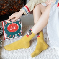 Mingzhi vente en gros chaussettes de noël floues moelleuses femmes chaussettes d'hiver mignonnes coffret cadeau coton chaussettes de noël boîte paquet