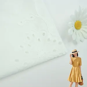 Haute qualité personnalisé Soluble dans l'eau dentelle 100% coton oeillet tissu brodé coton broderie tissus pour robes