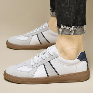 Chaussures de skate vintage allemandes pour hommes 2023, en cuir de vachette multicouche, coutures renforcées, semelle en caoutchouc, respirantes, résistantes à l'usure, automne - Product Image 3