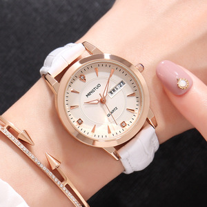 Reloj de pulsera de cuarzo elegante para mujer, color oro rosa, esfera blanca, fecha, marcador de estrellas, correa de cuero - Product Image 1