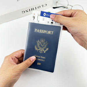 Protector de Pasaporte de PVC Listo para Enviar, Bolsillo Multifuncional para Viajes - Product Image 3