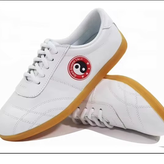 Custom Logo Chinese Kungfu Wushu Shoes Pu Leather Wushu Sneakers Men Taichi Sports Martial Arts Shoes