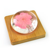 Savon Artisanal Transparent aux Acides Aminés et Huiles Essentielles Florales pour le Visage : Hydratant, Éclaircissant et Nettoyant