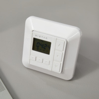 Télécommande murale à quatre canaux avec minuterie, émetteur à affichage LCD, alimenté par piles 3V
