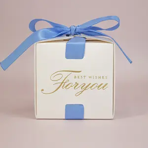 Disesuaikan Kreatif Kecil Persegi Foil Emas Kubik Natal Ulang Tahun Pernikahan Hadiah Hadiah Kertas Kotak Permen Camilan dengan Pita Sutra