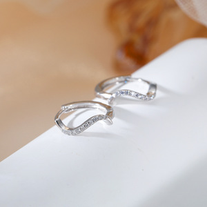 2025 New Trend 925 <strong>Sterling</strong> <strong>Silver</strong> Zircon Twisted <strong>Small</strong> Ear <strong>Hoop</strong> Elegant Minimalist Style <strong>Hoop</strong> <strong>Earrings</strong> with Rhodium Plating - Product Image 2