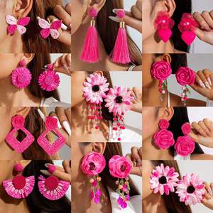 Pendientes Colgantes de Rafia Tejidos a Mano con Flores Coloridas, Estilo Bohemio Vintage para Mujer - Product Image 2