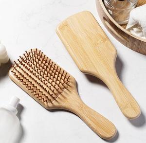En stock al por mayor Cepillo para el cabello de bambú natural, tipo pala portátil con mango de madera y peine de masaje con almohadilla de aire - Product Image 5
