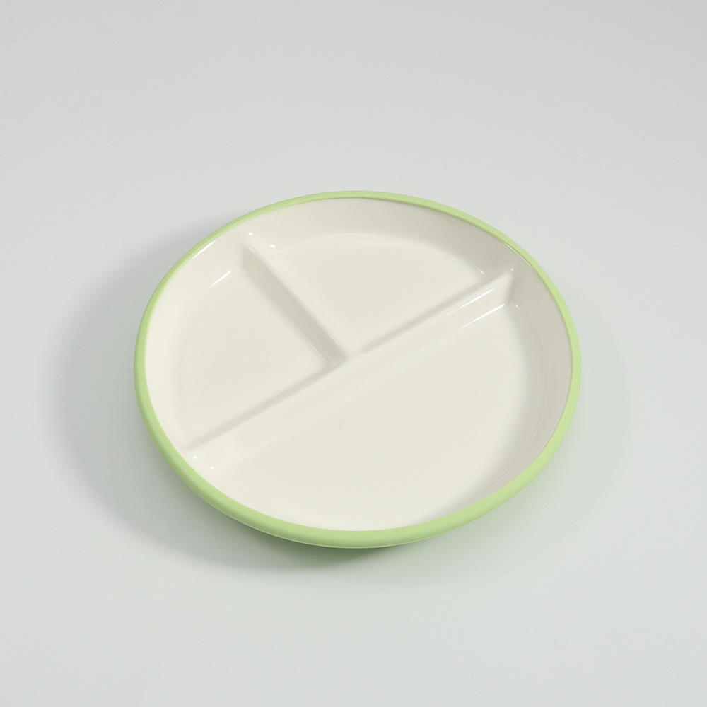 สีเขียว