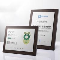Prix de plaque en bois de vente chaude avec plaque de métal pour l'assurance cadeaux de bienvenue médailles de décoration d'affaires trophées