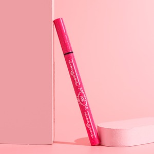 701 Black Liquid Eyeliner <b>Pen</b>—waterproof, chemical-free, HALAL-certified, delivering intense, smudge-proof definition - Product Image 4