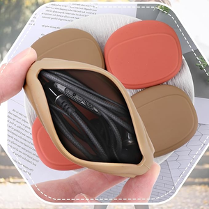 Portable Food Grade Silicone Earphone & <b>Headphone</b> Storage Bag USB Cable <b>Earplug</b> Cases Eco-Friendly Large Capacity Travel Storage - Product Image 6